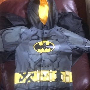 Batman rain jacket with detachable cape! 5T